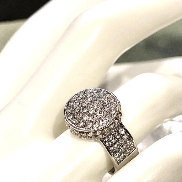 🌺🌹 Silver with Stimulated Diamonds pave ring ❤️ - Picture 3 of 8
